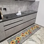 In Pieno Centro Storico Antico Quadrilatero
