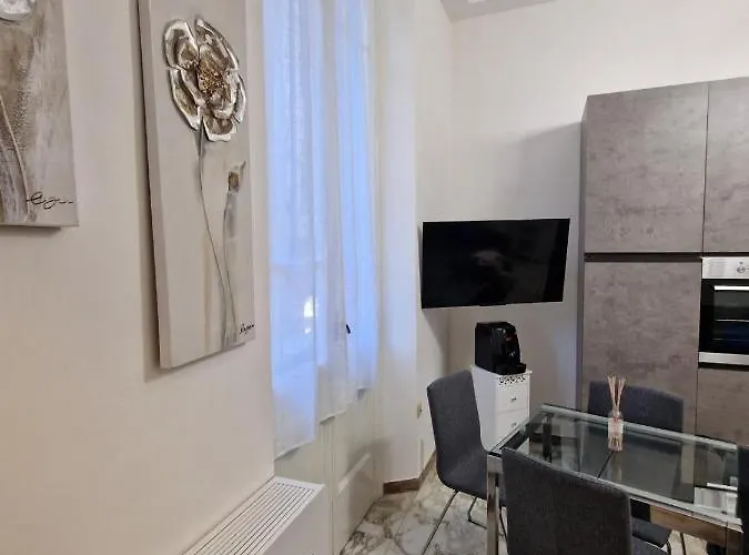 In Pieno Centro Storico Antico Quadrilatero Appartement