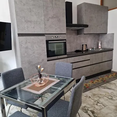 In Pieno Centro Storico Antico Quadrilatero * Bologna