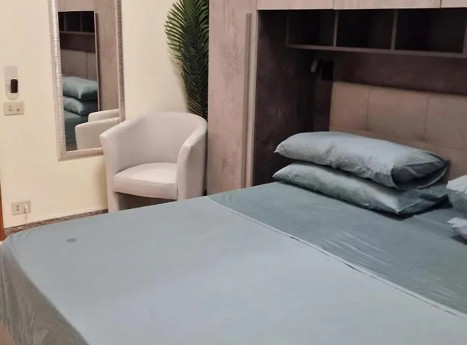 In Pieno Centro Storico Antico Quadrilatero